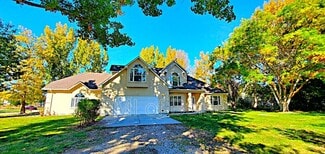 85 S Linder Rd, Eagle, ID 83616