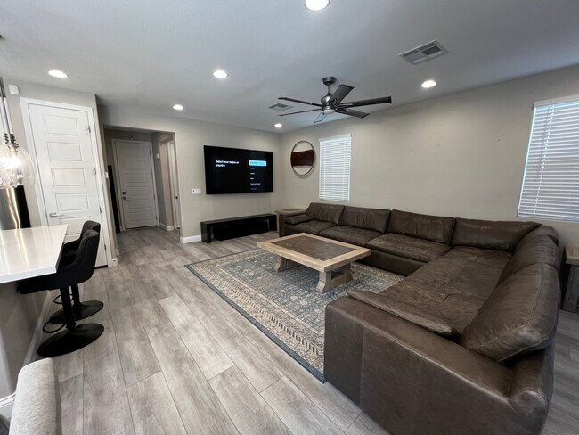 10147 W Meranto Ave, Las Vegas, NV 89178 - photo 5