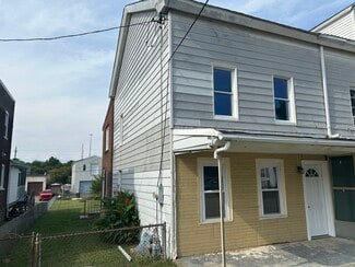 1312 E 13th St, Eddystone, PA 19022
