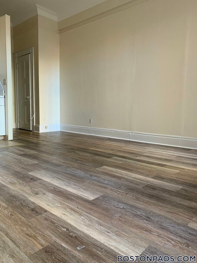 62 Boylston St unit 224, Boston, MA 02116 - photo 6