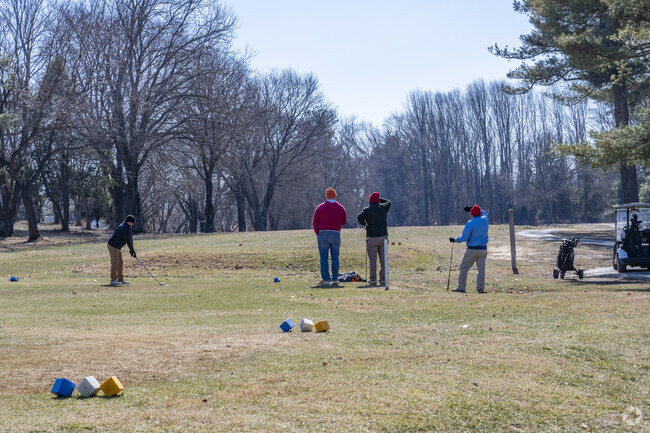 Overbrook residents can play a round of golf at the Bowie Golf Club.
