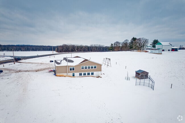 Conquest Parochial School has 1 part-time teacher.