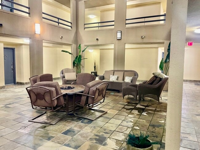 4077 3rd Ave unit Hillcrest Palms, San Diego, CA 92103 - photo 7