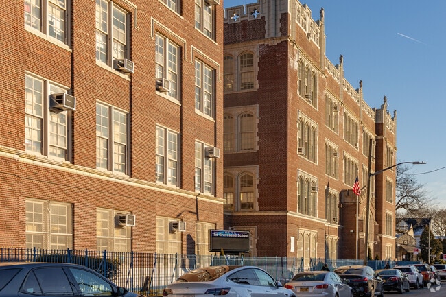 Public schools in Gravesend are above average.