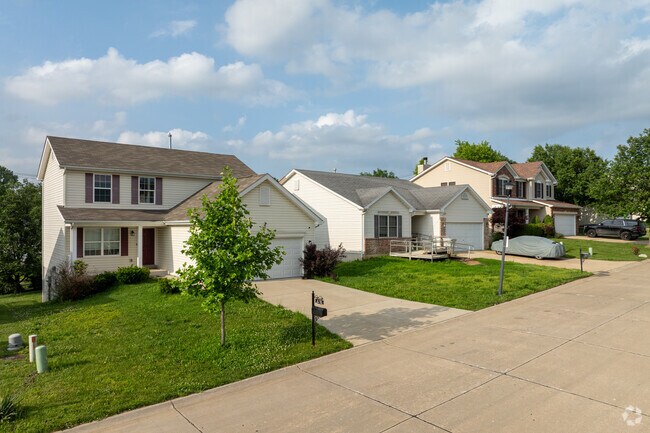 Small pockets of new traditional homes are popping up throughout Bellefontaine.