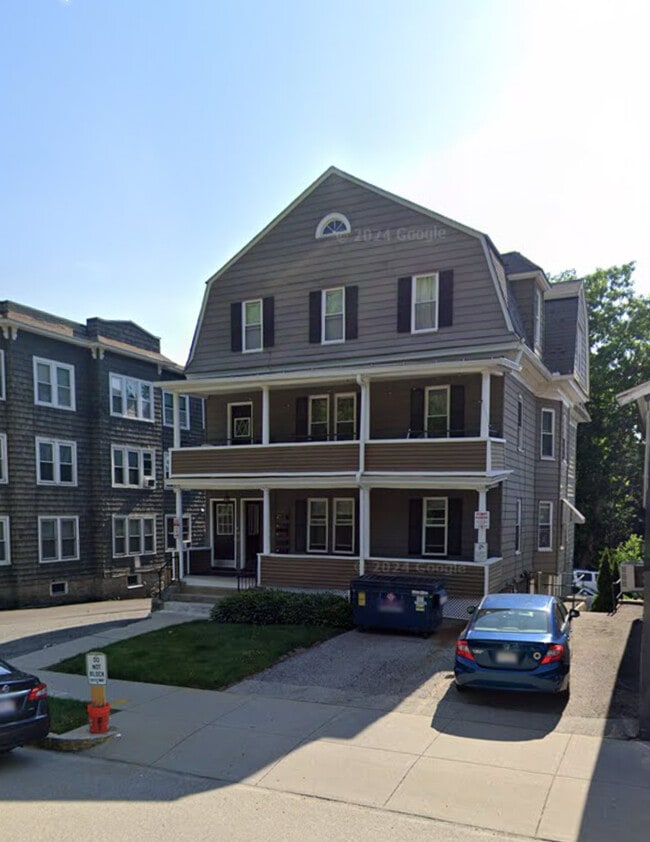 6 Richmond Ave Unit 2, Worcester, MA 01602