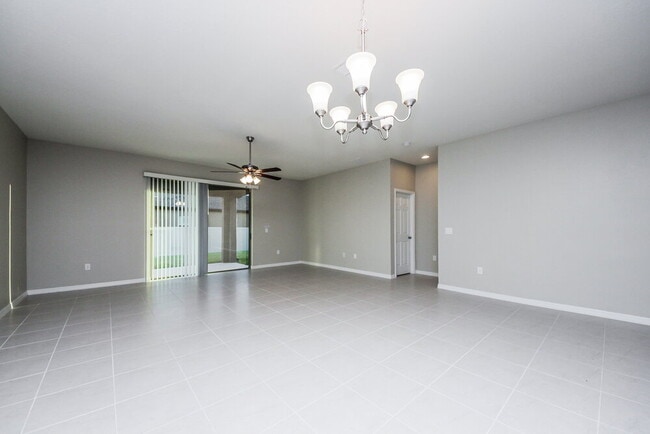 3900 Trujilo Ln, St. Cloud, FL 34772 - photo 7