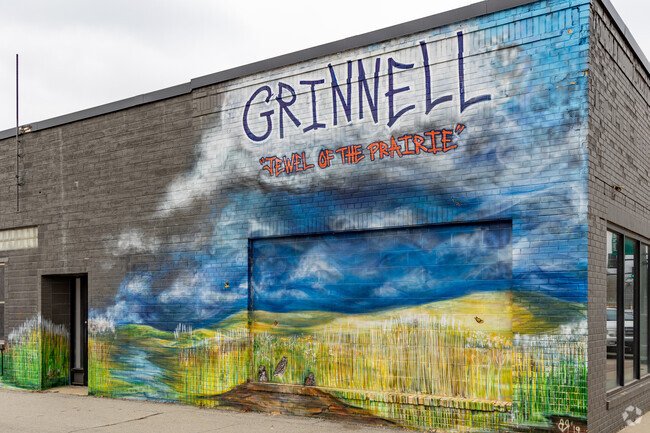 Grinnell has a strong focus on public arts and beautification throughout.