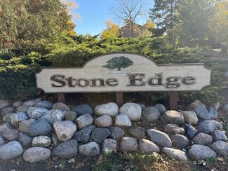 111 E Sanctuary Dr, Island Lake, IL 60042