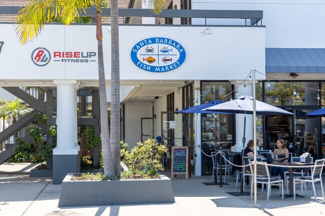 Capitan-Gaviota is near many popular retail options such as Santa Barbara Fish Market.