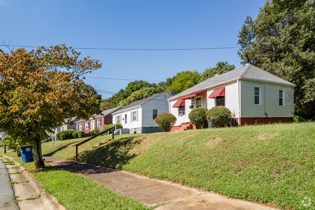 Cottages are abundant along the tree-lined rows of Skyland.