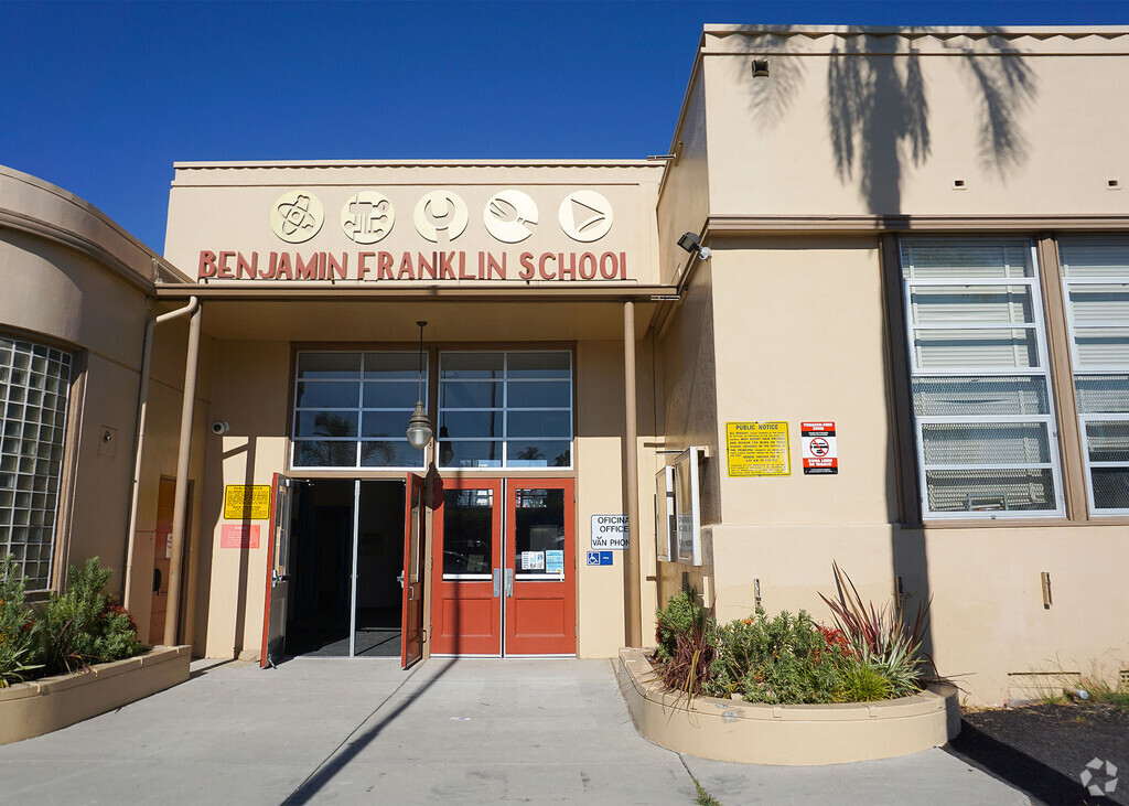 Franklin Elementary School front entrance in Kensington.