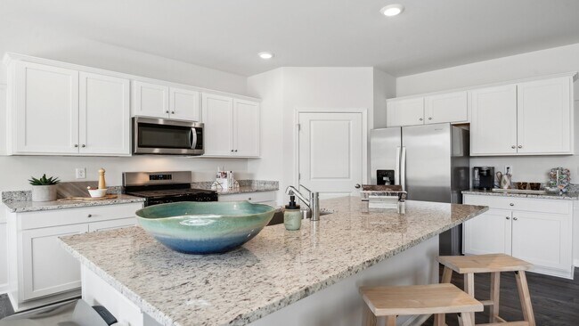 11045 Chappell Crk Cir unit 36393401, Hopewell, VA 23860 - photo 5