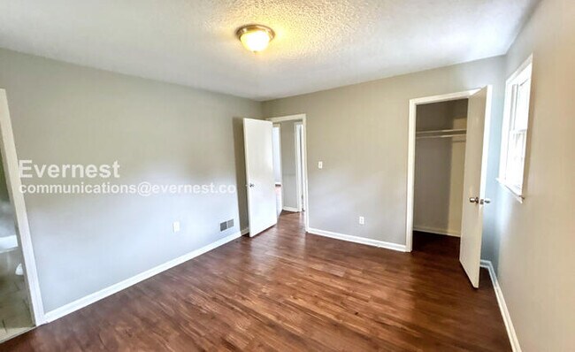 1437 Highland Dr, Birmingham, AL 35235 - photo 7