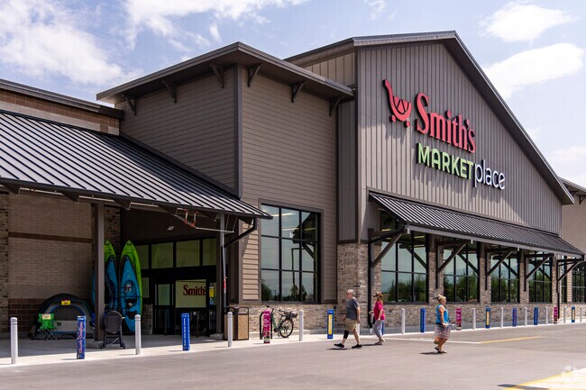 Residents can shop for groceries at Smith's Marketplace in downtown Heber.