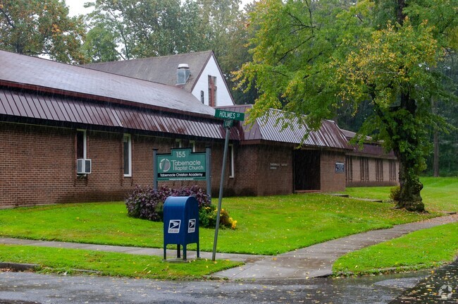 Tabernacle Christian Academy serves students in the Poughkeepsie community.