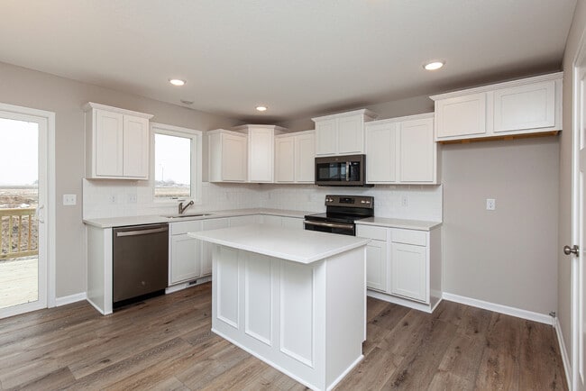 0 Cres Ct unit 36446921, Grimes, IA 50111 - photo 5