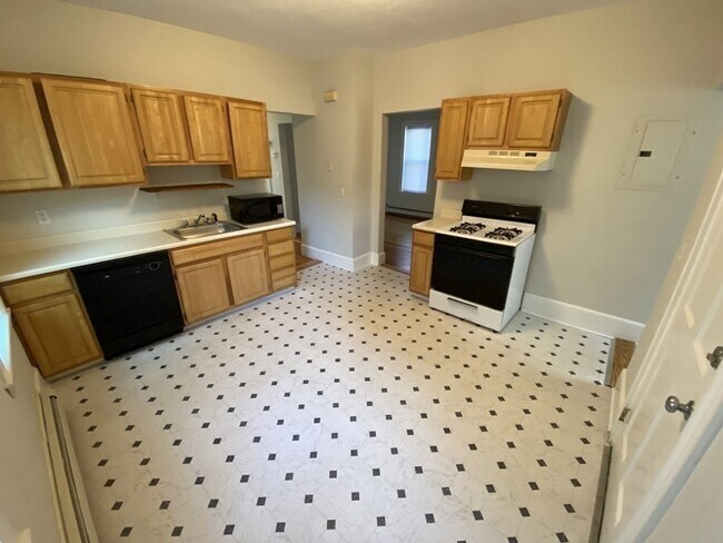 48 Gardena St unit 1, Brighton, MA 02135 - photo 2
