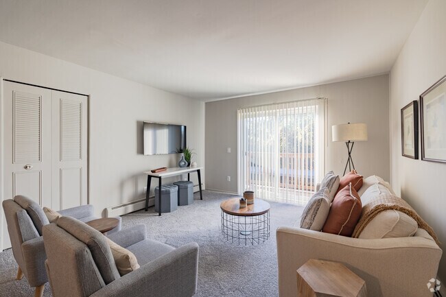 2BR, 1BA - 900SF - Living Room