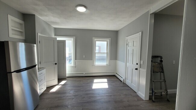 25 Piedmont St unit 1, Providence, RI 02909 - photo 2