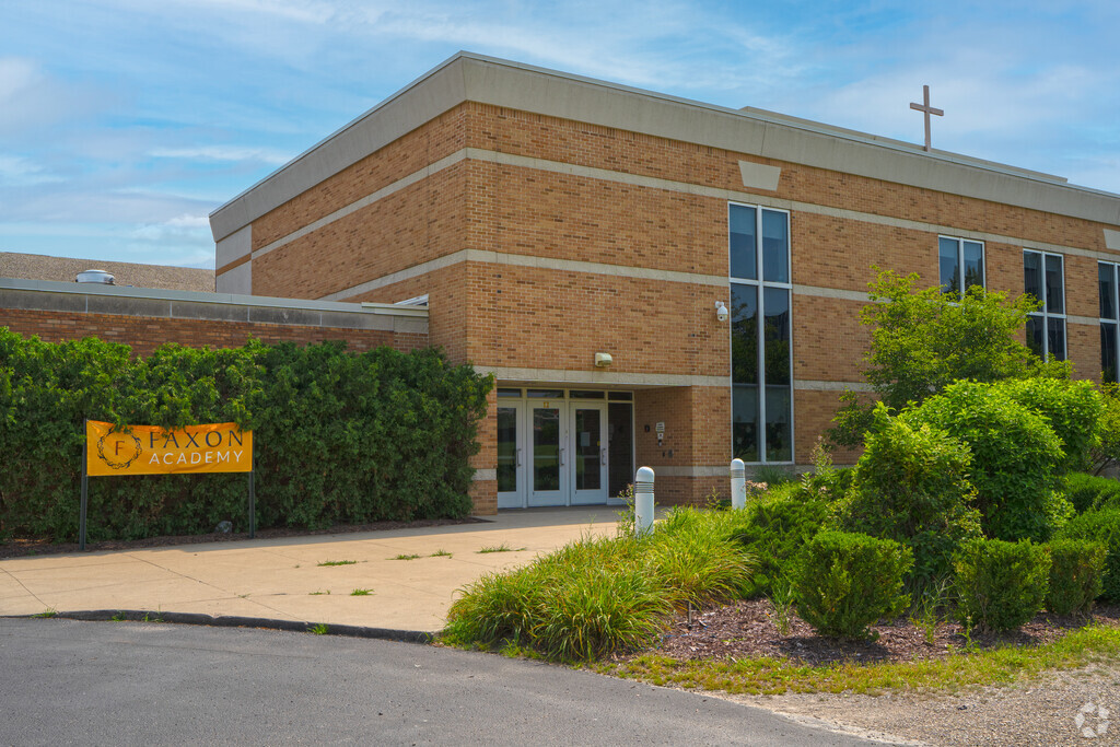 Faxon Academy boasts the small class sizes and qualified staff in Southfield.