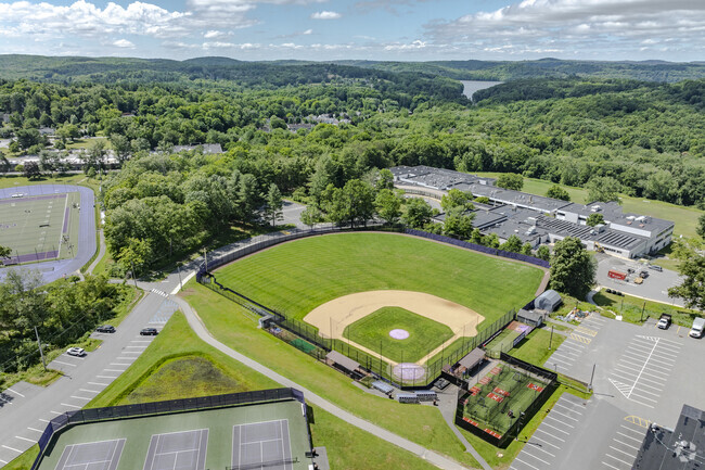 John Jay Middle School is located at 40 N Salem Road in Cross River, NY.