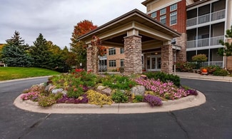500 Greenhaven Dr Unit 203, Burnsville, MN 55306