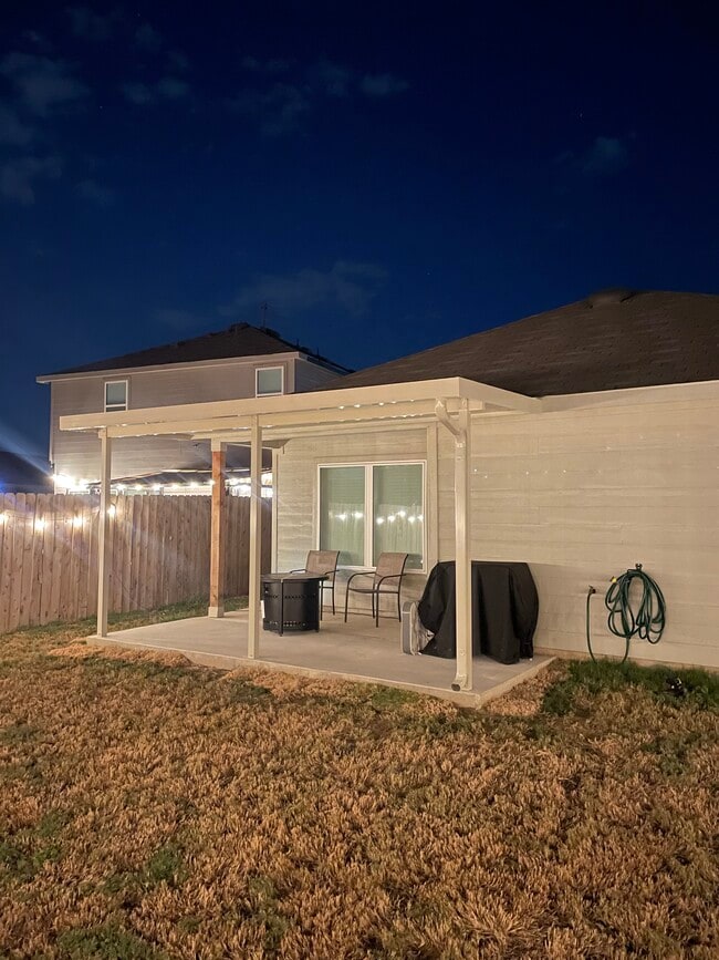 2007 Palmer Place, Converse, TX 78109 - photo 2