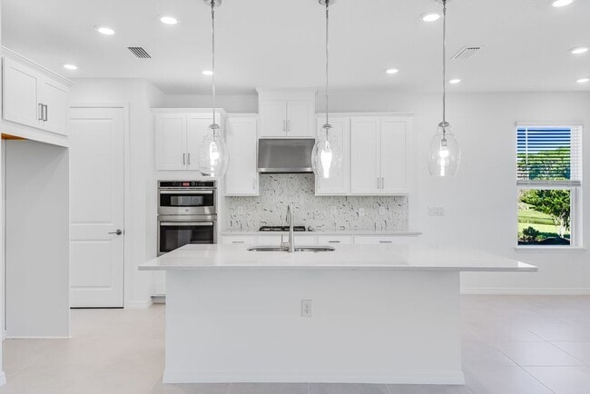 581 Moon Shell Cir, New Smyrna Beach, FL 32168 - photo 2