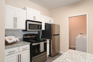 9915 University Village Blvd, Charlotte, NC 28262