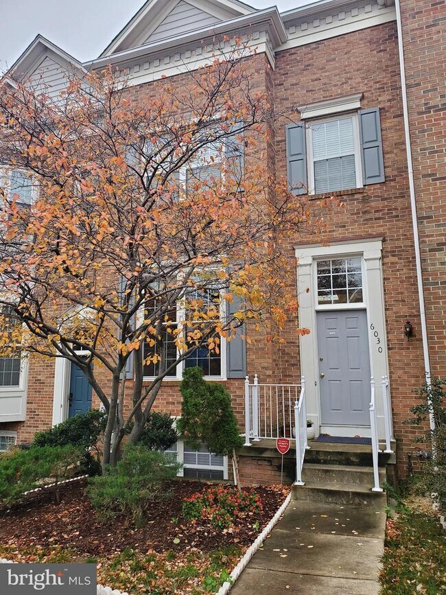 6030 Lincolnia Rd, Alexandria, VA 22312
