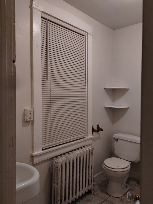 41 S Water St unit 2, Lancaster, PA 17603 - photo 6