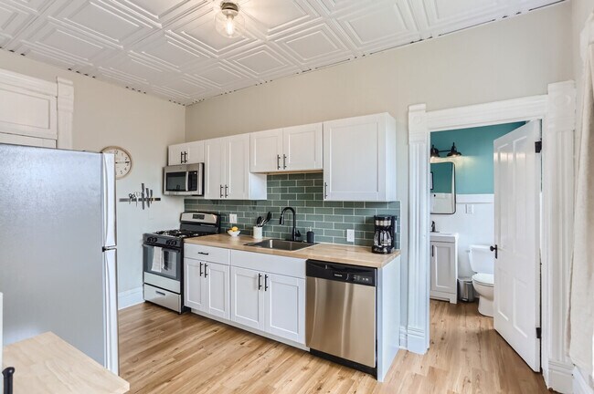 2805 E 16th Ave unit ID1026244P, Denver, CO 80206 - photo 2