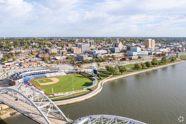 From summer concerts at the Bandshell to cheering at Modern Woodmen, Davenport's got it all.