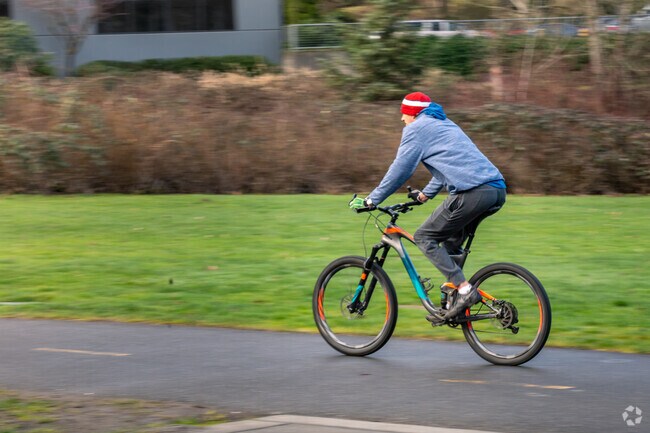 Cyclists often enjoy the Sammamish River Trail near The Wedge.