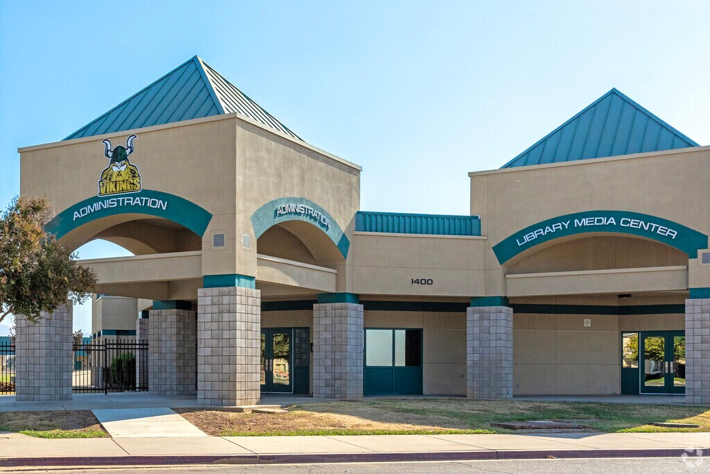 Citrus Middle School serves grades 6-8 in Orange Cove.