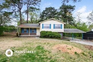 312 Harris Ave, Locust Grove, GA 30248