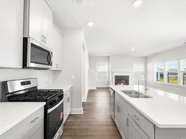 790 Treeline Rd, Moore, SC 29369 - photo 7