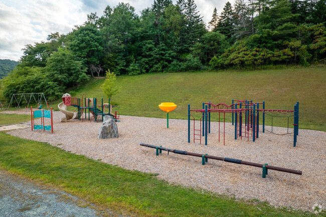 The Ottauquechee School is a public elementary school located in Quechee, Vermont.