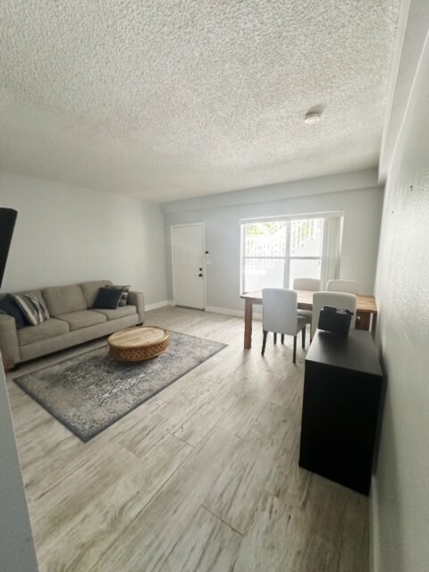 9248 Collins Ave Unit 105, Surfside, FL 33154