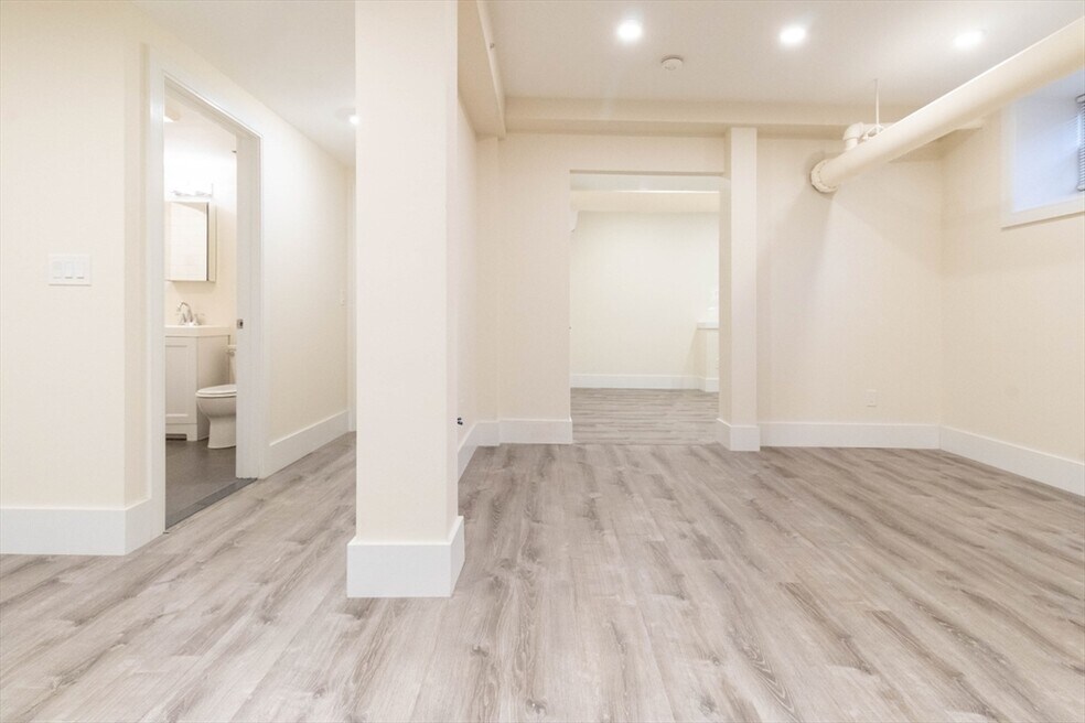 24 Peterborough St unit 31, Boston, MA 02215 - photo 1