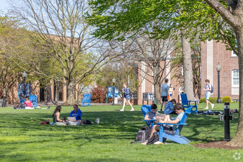 NH_CollegePark_527611_P2_BR_082224