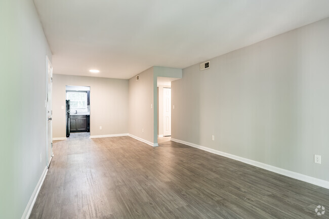 2BR, 2BA - 1298SF