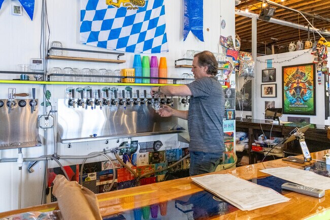 High Card and BlueTarp breweries share a space in downtown Tucker.