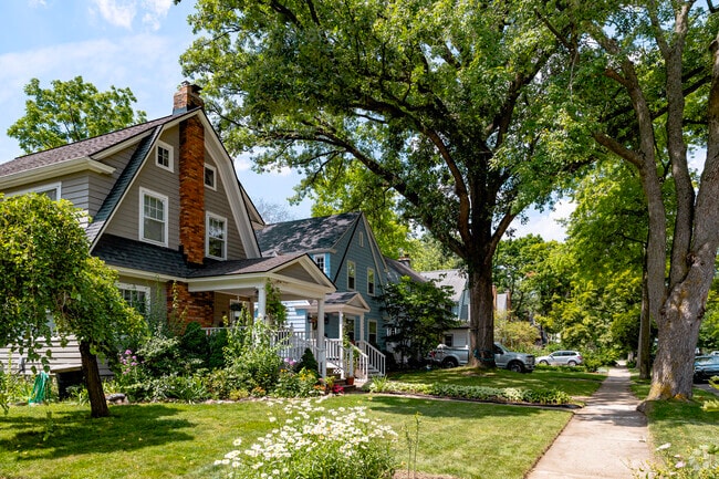 The majority of homes in Lower Burns Park feature front porches of varying styles.