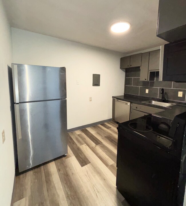 1809 Arlington Ave Unit 6, Des Moines, IA 50314