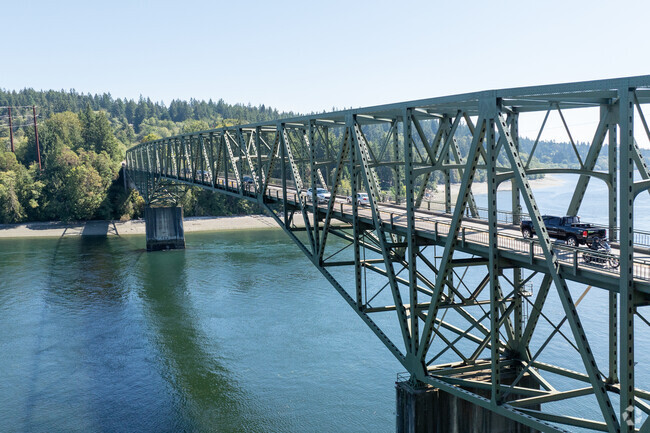 Agate Point is last point on Bainbridge Island before crossing the bridge to Suquamish.