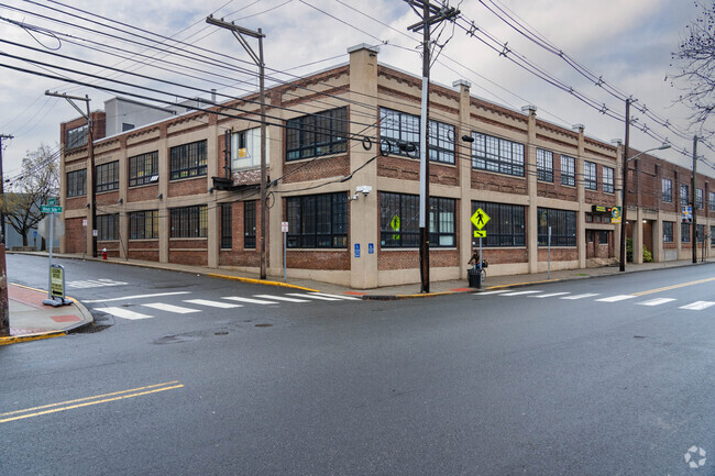 The proximity of The University Academy Charter School to 440 makes commuting a breeze.