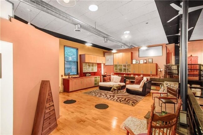 847 Weeden St, Pawtucket, RI 02860 - photo 5