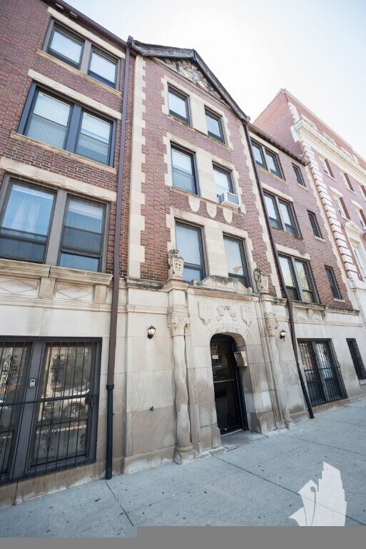 3345 N Marshfield Ave Unit 309, Chicago, IL 60657